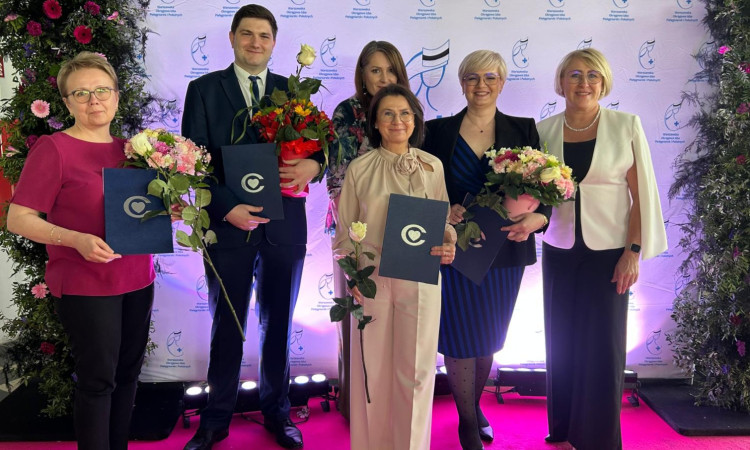 Dzień Pielęgniarki i Położnej 2025