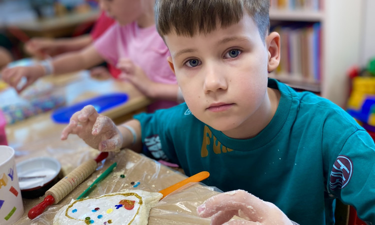 Prezenty na Dzień Mamy w ramach projektu "Szast-Prast - czyli masy plastyczne w edukacji i wychowaniu dzieci przewlekle chorych"