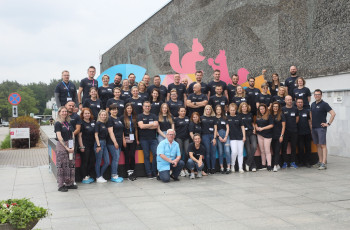 Centrum Zdrowia Dziecka nabrało kolorów dzięki wolontariuszom AkzoNobel i DULUX!