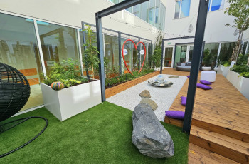 Otwarcie Ogrodu Sensorycznego w Klinice Psychiatrii w Instytucie "Pomnik-Centrum Zdrowia Dziecka"