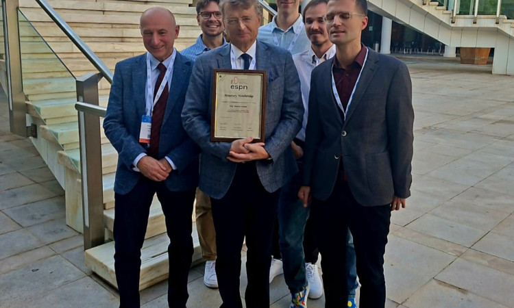 Wyjątkowe wyróżnienie dla polskiej nefrologii pediatrycznej!