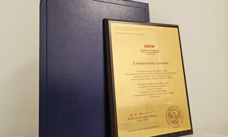 Podziękowania dla Dyrektora Instytutu „Pomnik – Centrum Zdrowia Dziecka” od Rektora Uniwersytetu Kardynała Stefana Wyszyńskiego w Warszawie