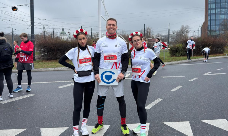 Pracownicy Instytutu „Pomnik-Centrum Zdrowia Dziecka” wzięli udział w 35. Biegu Niepodległości